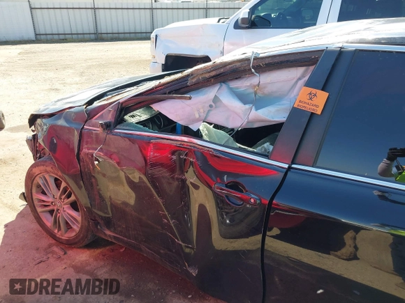 2017 Toyota Camry XLE with VIN 4T1BF1FK2HU390198, listed as a IAAI auction lot 41895229 with 132,216 mi miles. Bid and sale history available at carsss.com. Image 12.