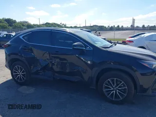 2024 Lexus NX 250 с VIN 2T2ADCAZ0RC010937, выставлен на аукционе IAAI как лот 41479185 с пробегом 19 996 миль миль и . История ставок и продаж доступна на DreamBid. Изображение 6.
