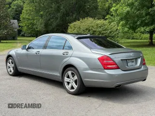 2012 Mercedes-Benz S 550 z VIN WDDNG9EB2CA453606, wystawiony jako Copart lot #60157245 z przebiegiem 95 461 mil mil oraz Czysty tytuł • Clean title. Historia ofert i sprzedaży dostępna na DreamBid. Obrazek 3.