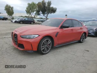 2024 BMW M3 Competition xDrive z VIN WBS43AY02RFT07448, wystawiony jako Copart lot #43780485 z przebiegiem 9 498 mil mil oraz Szkoda całkowita • Salvage title. Historia ofert i sprzedaży dostępna na DreamBid. Obrazek 1.