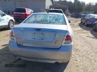 2008 Ford Fusion SEL with VIN 3FAHP08138R220505, listed as a IAAI auction lot 41878710 with 179,565 mi miles. Bid and sale history available at carsss.com. Image 17.