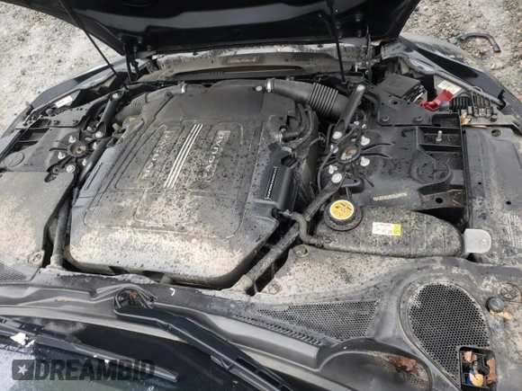 2019 Jaguar F-Type with VIN SAJDD1EV5KCK60915, listed as a Copart auction lot 85335414 with 31,735 mi miles and Salvage Title. Bid and sale history available at DreamBid. Image 11.