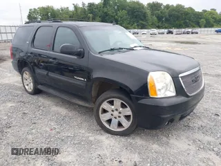 2007 GMC Yukon SLT z VIN 1GKFC13J37R125970, wystawiony jako IAAI lot #42621964 z przebiegiem 256 563 mil mil oraz . Historia ofert i sprzedaży dostępna na DreamBid. Obrazek 1.