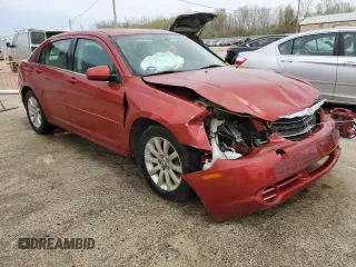 2010 Chrysler Sebring Limited z VIN 1C3CC5FD4AN194780, wystawiony jako Copart lot #53161295 z przebiegiem 139 974 mil mil oraz Szkody całkowita. Historia ofert i sprzedaży dostępna na DreamBid. Obrazek 4.