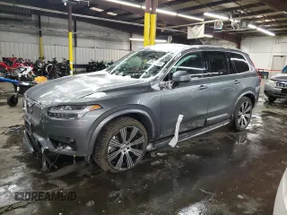 2020 Volvo XC90 Inscription z VIN YV4A22PL5L1595109, wystawiony jako Copart lot #89013835 z przebiegiem 36 947 mil mil oraz Szkoda całkowita • Salvage title. Historia ofert i sprzedaży dostępna na DreamBid. Obrazek 1.
