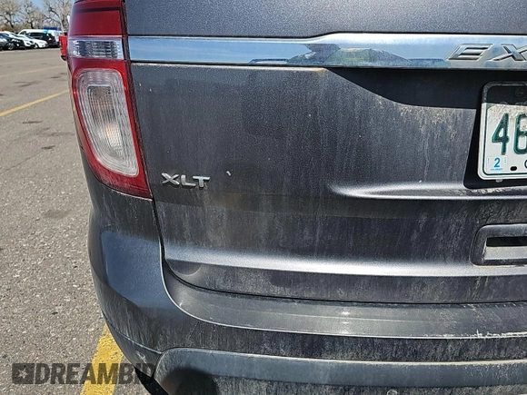 2014 Ford Explorer XLT z VIN 1FM5K8D85EGB28002, wystawiony jako IAAI lot #42367085 z przebiegiem 140 492 mil mil oraz . Historia ofert i sprzedaży dostępna na DreamBid. Obrazek 22.