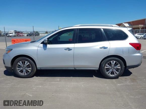 2018 Nissan Pathfinder SL with VIN 5N1DR2MN2JC628615, listed as a IAAI auction lot 41881932 with 122,404 mi miles. Bid and sale history available at carsss.com. Image 14.