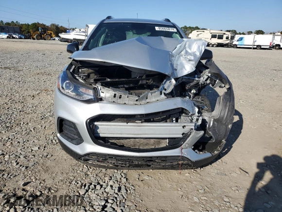 2022 Chevrolet Trax LT with VIN KL7CJLSM4NB557742, listed as a Copart auction lot 85665814 with 50,307 mi miles and Salvage Title. Bid and sale history available at carsss.com. Image 5.