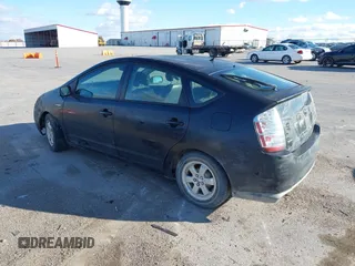 2007 Toyota Prius with VIN JTDKB20U277563120, listed as a IAAI auction lot 40736242 with 315,489 mi miles. Bid and sale history available at carsss.com. Image 3.