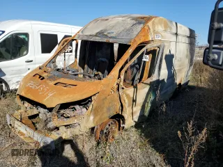 2022 Ford Transit Cargo z VIN 1FTBR3U88NKA61401, wystawiony jako Copart lot #75613514 z przebiegiem Nie podano mil oraz Nie do naprawy • Non repairable. Historia ofert i sprzedaży dostępna na DreamBid. Obrazek 1.