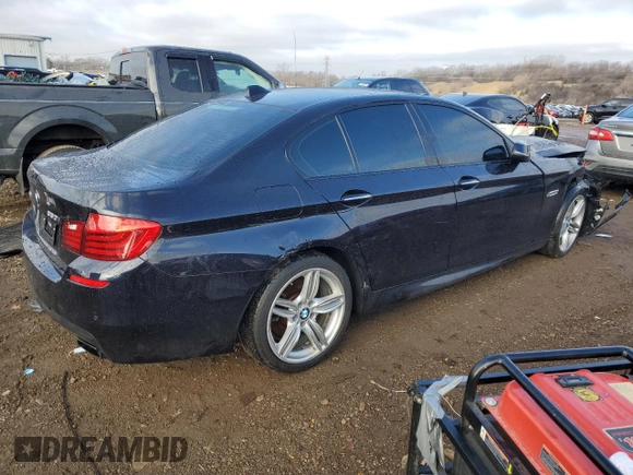 2015 BMW 5 Series 550i xDrive с VIN WBAKP9C55FD979545, выставлен на аукционе Copart как лот 85147944 с пробегом 119 402 миль миль и Списание • Salvage title. История ставок и продаж доступна на DreamBid. Изображение 3.