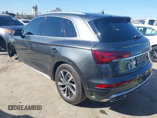 2023 Audi Q5 S line Premium with VIN WA1GAAFY8P2189441, listed as a IAAI auction lot 41734610 with 18,909 mi miles. Bid and sale history available at carsss.com. Image 3.