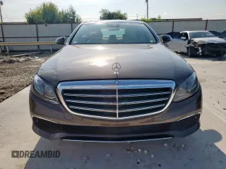 2018 Mercedes-Benz E 300 with VIN WDDZF4JB3JA312599, listed as a Copart auction lot 60413375 with Not provided miles and Salvage title. Bid and sale history available at DreamBid. Image 5.