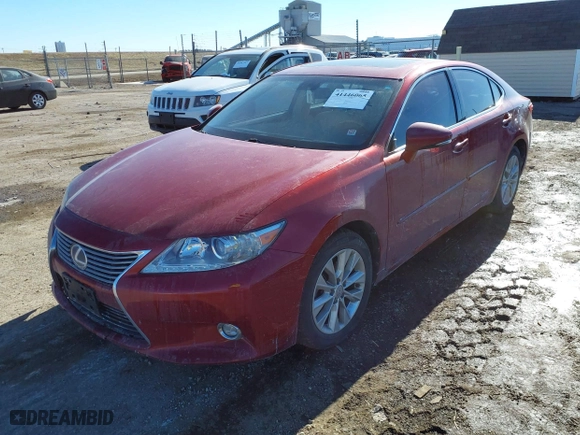 2014 Lexus ES 300h Hybrid with VIN JTHBW1GG6E2049309, listed as a IAAI auction lot 41446065 with 110,476 mi miles. Bid and sale history available at carsss.com. Image 17.