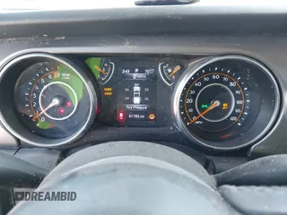 2022 Jeep Gladiator Texas Trail with VIN 1C6HJTAGXNL160784, listed as a IAAI auction lot 41796235 with 81,783 mi miles. Bid and sale history available at carsss.com. Image 7.