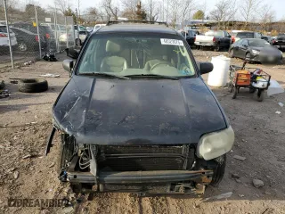 2006 Ford Escape Limited with VIN 1FMYU94196KC82484, listed as a Copart auction lot 48523075 with 208,093 mi miles and Salvage Title. Bid and sale history available at carsss.com. Image 5.