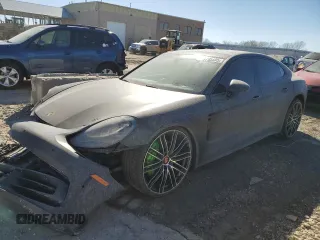 2017 Porsche Panamera with VIN WP0AA2A76HL101787, listed as a Copart auction lot 46795495 with 121,914 mi miles and Salvage title. Bid and sale history available at DreamBid. Image 1.