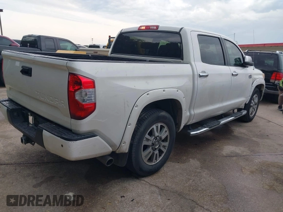 2015 Toyota Tundra Platinum z VIN 5TFGY5F14FX178336, wystawiony jako IAAI lot #42468099 z przebiegiem 239 977 mil mil oraz . Historia ofert i sprzedaży dostępna na DreamBid. Obrazek 4.