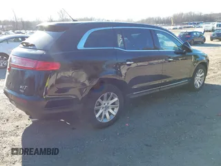 2019 Lincoln MKT with VIN 2LMHJ5NK1KBL04320, listed as a IAAI auction lot 41106755 with 174,362 mi miles and . Bid and sale history available at DreamBid. Image 4.
