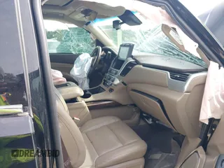 2019 GMC Yukon XL SLT with VIN 1GKS2GKCXKR359166, listed as a IAAI auction lot 40546837 with Not provided miles and . Bid and sale history available at DreamBid. Image 5.
