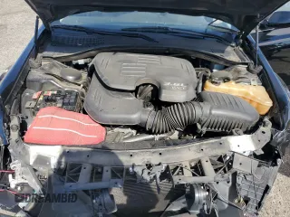 2017 Chrysler 300 Limited z VIN 2C3CCAAG7HH548384, wystawiony jako Copart lot #52694375 z przebiegiem 150 765 mil mil oraz Szkoda całkowita • Salvage title. Historia ofert i sprzedaży dostępna na DreamBid. Obrazek 11.