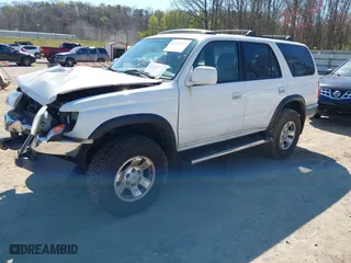 1999 Toyota 4Runner SR5 with VIN JT3HN86R5X0207829, listed as a IAAI auction lot 41875252 with 279,789 mi miles. Bid and sale history available at carsss.com. Image 2.
