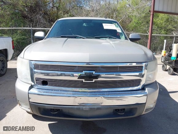 2008 Chevrolet Silverado 1500 LT w/1LT with VIN 1GCEC19J08Z275521, listed as a IAAI auction lot 41859064 with 171,186 mi miles. Bid and sale history available at carsss.com. Image 12.