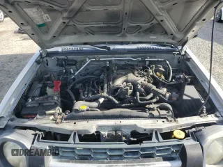 2004 Nissan Xterra XE z VIN 5N1ED28TX4C634355, wystawiony jako Copart lot #51674595 z przebiegiem 156 543 mil mil oraz Czysty tytuł • Clean title. Historia ofert i sprzedaży dostępna na DreamBid. Obrazek 12.