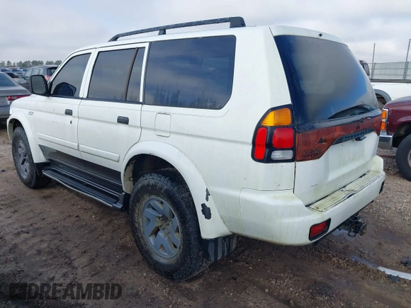 2001 Mitsubishi Montero Sport XLS with VIN JA4LS31H91P046295, listed as a IAAI auction lot 41475251 with 247,739 mi miles. Bid and sale history available at carsss.com. Image 3.