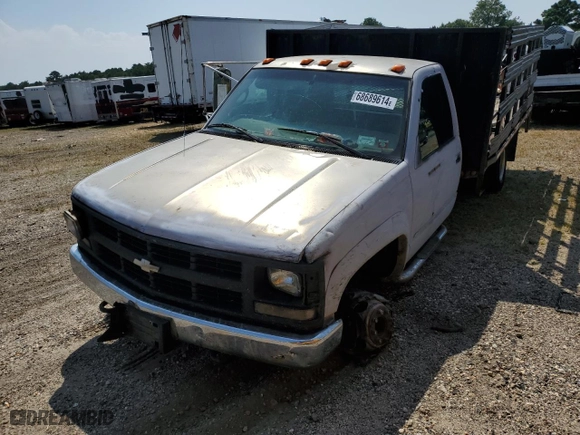 1997 Chevrolet C/K 3500 with VIN 1GBJK34R1VF054943, listed as a Copart auction lot 68689614 with NaN miles and Salvage Title. Bid and sale history available at carsss.com. Image 1.
