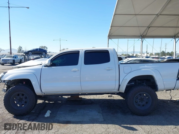 2010 Toyota Tacoma PreRunner with VIN 3TMJU4GN7AM093616, listed as a IAAI auction lot 41861992 with 257,406 mi miles and . Bid and sale history available at DreamBid. Image 15.