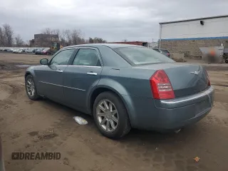 2005 Chrysler 300 with VIN 2C3JA63H35H109694, listed as a Copart auction lot 46893305 with 186,828 mi miles and Salvage Title. Bid and sale history available at carsss.com. Image 2.
