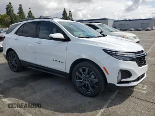 2022 Chevrolet Equinox RS z VIN 3GNAXMEV5NS212489, wystawiony jako Copart lot #51080555 z przebiegiem 28 364 mil mil oraz Szkoda całkowita • Salvage title. Historia ofert i sprzedaży dostępna na DreamBid. Obrazek 4.