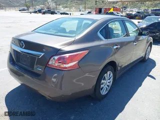 2013 Nissan Altima 2.5 SL with VIN 1N4AL3APXDN505082, listed as a IAAI auction lot 41988388 with 169,300 mi miles. Bid and sale history available at carsss.com. Image 4.