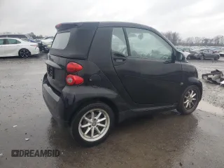 2009 Smart fortwo Passion z VIN WMEEK31X59K270597, wystawiony jako Copart lot #43187955 z przebiegiem 67 842 mil mil oraz Czysty tytuł • Clean title. Historia ofert i sprzedaży dostępna na DreamBid. Obrazek 3.