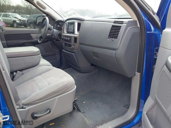 2007 Dodge Ram 1500 Laramie with VIN 1D7HU18217S196473, listed as a IAAI auction lot 41672039 with 122,430 mi miles. Bid and sale history available at carsss.com. Image 5.