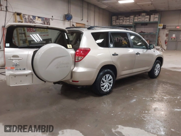 2008 Toyota RAV4 with VIN JTMZD33V286070452, listed as a IAAI auction lot 41793963 with 125,900 mi miles. Bid and sale history available at carsss.com. Image 4.