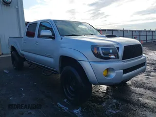 2008 Toyota Tacoma with VIN 5TEMU52N58Z576318, listed as a IAAI auction lot 40847907 with 199,763 mi miles and . Bid and sale history available at DreamBid. Image 1.