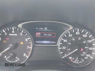 2018 Nissan Pathfinder SV z VIN 5N1DR2MM2JC602264, wystawiony jako IAAI lot #41536689 z przebiegiem 193 225 mil mil oraz . Historia ofert i sprzedaży dostępna na DreamBid. Obrazek 7.