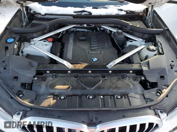 2022 BMW X6 xDrive40i with VIN 5UXCY6C08N9K10724, listed as a Copart auction lot 88091075 with 30,825 mi miles and Salvage Title. Bid and sale history available at carsss.com. Image 12.