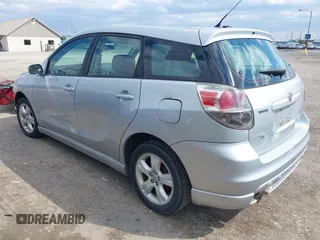 2005 Toyota Matrix STD with VIN 2T1KR30E85C436944, listed as a IAAI auction lot 41985304 with 295,745 mi miles. Bid and sale history available at carsss.com. Image 3.
