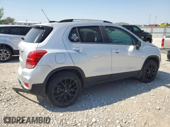 2022 Chevrolet Trax LT with VIN KL7CJPSMXNB563066, listed as a Copart auction lot 50166005 with 32,442 mi miles and Salvage title. Bid and sale history available at DreamBid. Image 3.