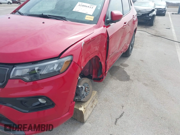 2022 Jeep Compass High Altitude with VIN 3C4NJDCB3NT194315, listed as a IAAI auction lot 41806533 with 15,398 mi miles and . Bid and sale history available at DreamBid. Image 6.