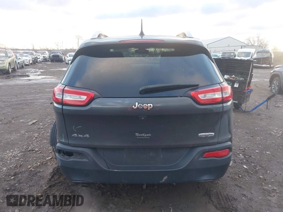 2016 Jeep Cherokee Latitude z VIN 1C4PJMCB4GW141886, wystawiony jako IAAI lot #41215064 z przebiegiem 122 794 mil mil oraz . Historia ofert i sprzedaży dostępna na DreamBid. Obrazek 17.