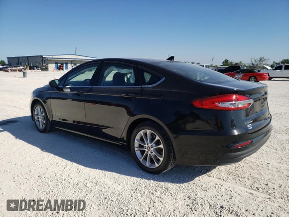 2019 Ford Fusion Hybrid SE with VIN 3FA6P0LU9KR106136, listed as a Copart auction lot 46086803 with 62,267 mi miles. Bid and sale history available at carsss.com. Image 2.