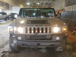 2004 Hummer H2 with VIN 5GRGN23U34H104465, listed as a Copart auction lot 41432055 with 154,346 mi miles and Salvage Title. Bid and sale history available at carsss.com. Image 5.