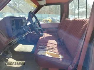 1989 GMC Sierra 1500 with VIN 1GTDC14H5KE547219, listed as a Copart auction lot 48309985 with 36,335 mi miles and Non Repairable. Bid and sale history available at DreamBid. Image 7.