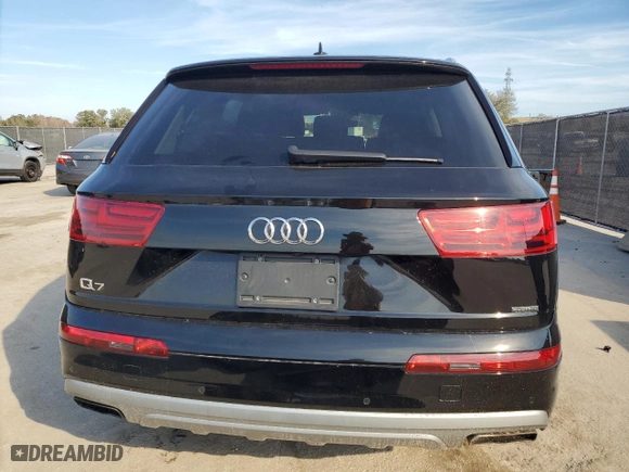 2019 Audi Q7 Premium Plus with VIN WA1LAAF7XKD042301, listed as a Copart auction lot 43020155 with 46920 miles and Salvage Title. Bid and sale history available at carsss.com. Image 6.