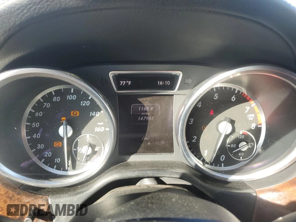 2013 Mercedes-Benz M 550 z VIN 4JGDA7DB5DA123047, wystawiony jako Copart lot #47560495 z przebiegiem 147 985 mil mil oraz Czysty tytuł • Clean title. Historia ofert i sprzedaży dostępna na DreamBid. Obrazek 9.