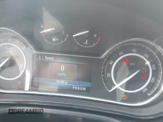 2014 Buick Regal Premium I с VIN 2G4GN5EX2E9223250, выставлен на аукционе IAAI как лот 42038109 с пробегом 95 090 миль миль и . История ставок и продаж доступна на DreamBid. Изображение 15.